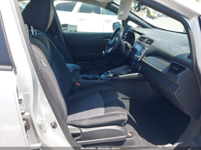 2023 Nissan Leaf VIN 1N4CZ1CV4PC550221 IAAI salvage auction — FRONT END, Salvage Title, sold $5,300 on 2026-07-11 (photo 5)