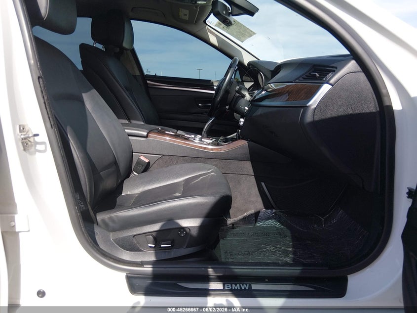2011 BMW 5 series VIN WBAFR1C5XBC741039 IAAI salvage auction — LEFT FRONT, Salvage (California), sold $1,050 on 2026-07-10 (photo 5)