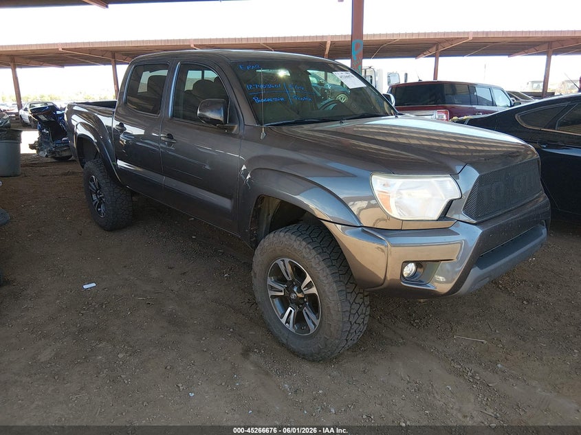 2015 Toyota Tacoma VIN 5TFJU4GN3FX079097 IAAI salvage auction — REAR END, Salvage Title, sold $8,400 on 2026-07-21 (photo 1)