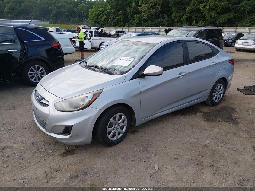2013 Hyundai Accent VIN KMHCT4AE3DU501030 IAAI salvage auction — WATER/FLOOD, Salvage Title, sold $300 on 2026-07-15 (photo 2)