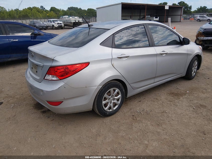 2013 Hyundai Accent VIN KMHCT4AE3DU501030 IAAI salvage auction — WATER/FLOOD, Salvage Title, sold $300 on 2026-07-15 (photo 4)