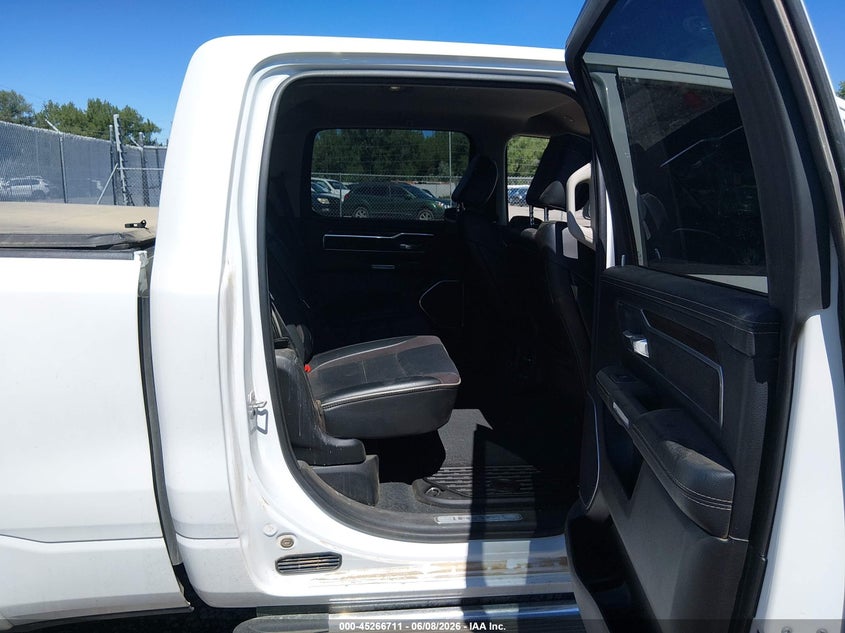 2022 Ram 1500 VIN 1C6SRFRT1NN366811 IAAI salvage auction — FRONT END, Salvage Title, sold $11,000 on 2026-07-12 (photo 8)