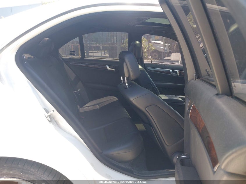 2014 Mercedes-benz C class VIN WDDGF4HB6EG219561 IAAI salvage auction — REAR END, Lien Papers (California), sold $300 on 2026-07-13 (photo 8)