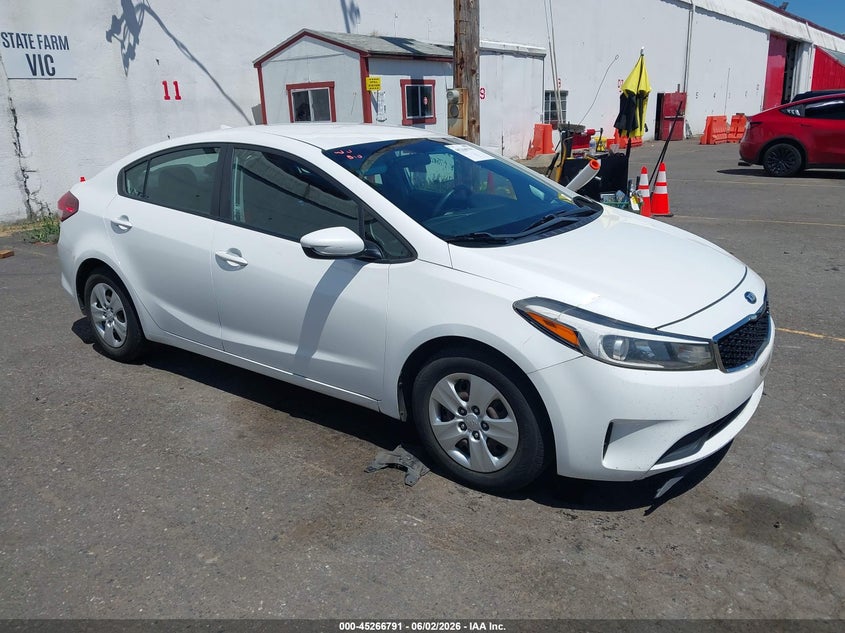 2018 Kia Forte VIN 3KPFL4A76JE181103 IAAI salvage auction — BIOHAZARD/CHEMICAL, Salvage (Oregon), sold $1,200 on 2026-07-25 (photo 1)