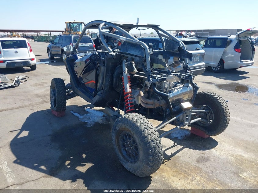 2023 Polaris Rzr VIN 3NSRGK2K5PG326006 IAAI salvage auction — ROLLOVER, Salvage Title, sold $9,800 on 2026-07-07 (photo 3)
