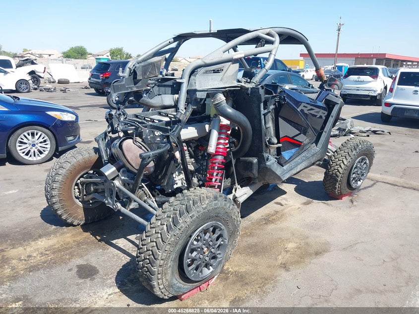2023 Polaris Rzr VIN 3NSRGK2K5PG326006 IAAI salvage auction — ROLLOVER, Salvage Title, sold $9,800 on 2026-07-07 (photo 4)