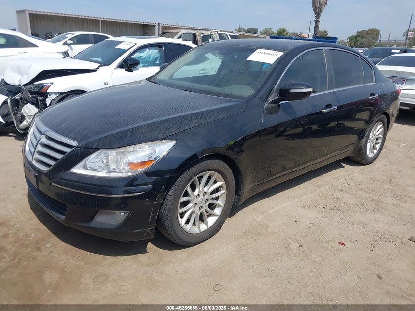 2011 Hyundai Genesis VIN KMHGC4DE1BU143162 IAAI salvage auction — SIDE, Salvage (California), sold $550 on 2026-07-22 (photo 2)