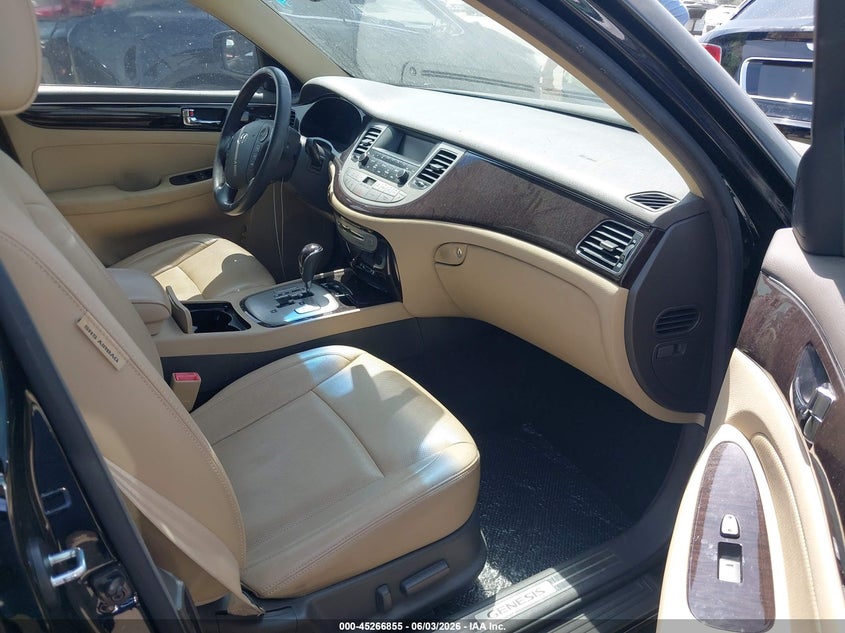 2011 Hyundai Genesis VIN KMHGC4DE1BU143162 IAAI salvage auction — SIDE, Salvage (California), sold $550 on 2026-07-22 (photo 5)
