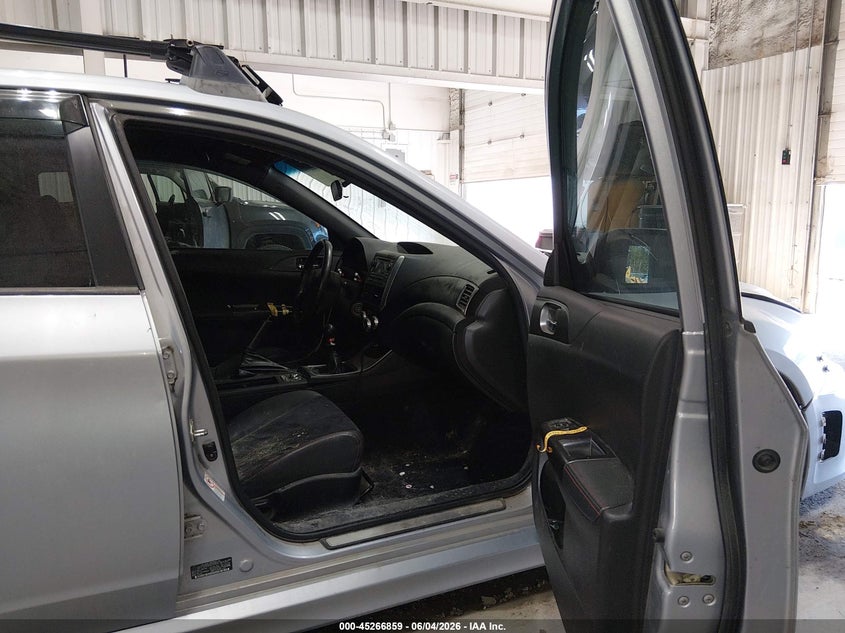 2013 Subaru Impreza wrx VIN JF1GR8H66DL803434 IAAI salvage auction — SIDE, Salvage Title, sold $3,900 on 2026-08-01 (photo 5)