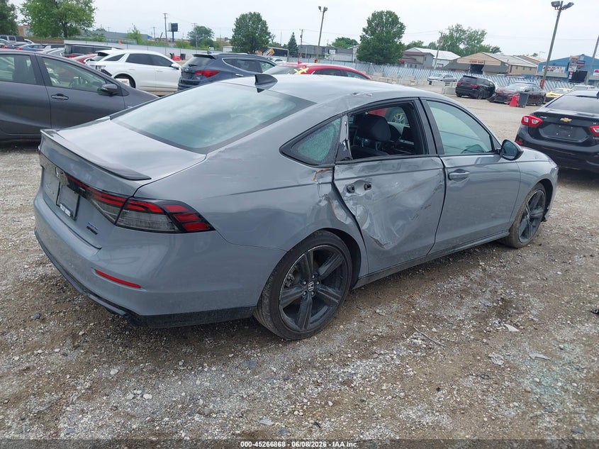 2025 Honda Accord VIN 1HGCY2F73SA071102 IAAI salvage auction — SIDE, Salvage Title, sold $7,100 on 2026-07-31 (photo 4)