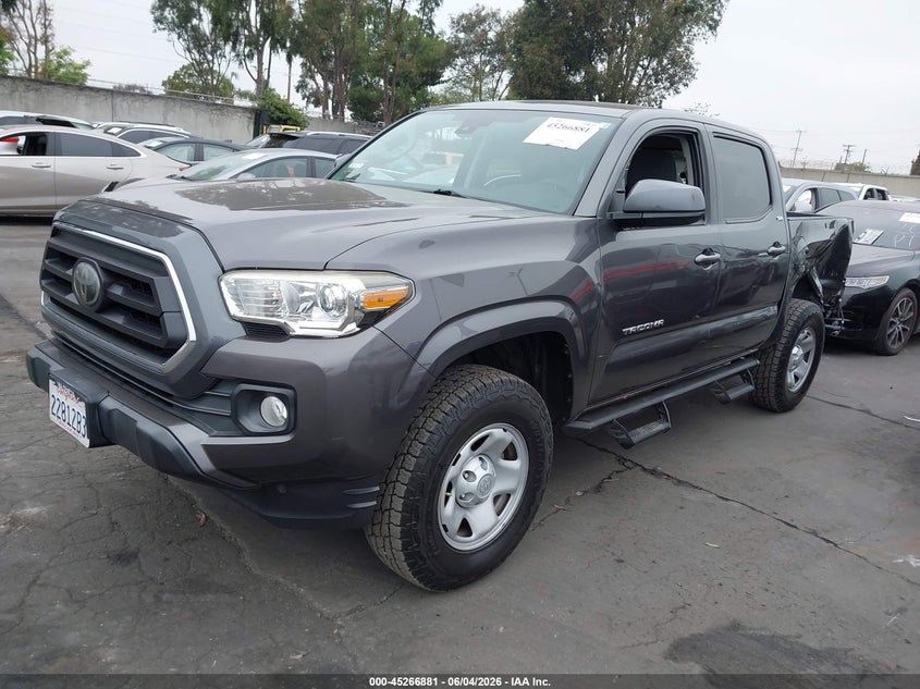 2020 Toyota Tacoma VIN 5TFAX5GN9LX186535 IAAI salvage auction — REAR END, Salvage Title, sold $8,400 on 2026-07-18 (photo 2)