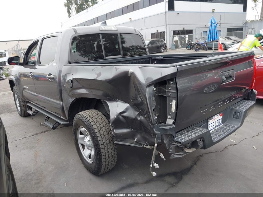 2020 Toyota Tacoma VIN 5TFAX5GN9LX186535 IAAI salvage auction — REAR END, Salvage Title, sold $8,400 on 2026-07-18 (photo 3)