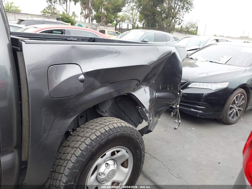 2020 Toyota Tacoma VIN 5TFAX5GN9LX186535 IAAI salvage auction — REAR END, Salvage Title, sold $8,400 on 2026-07-18 (photo 6)