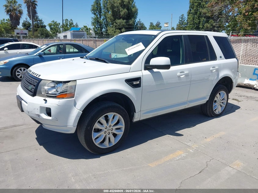 2013 Land rover Lr2 VIN SALFR2BG0DH337189 IAAI salvage auction — REAR END, Clear - Dealer Only (California), sold $450 on 2026-07-27 (photo 2)