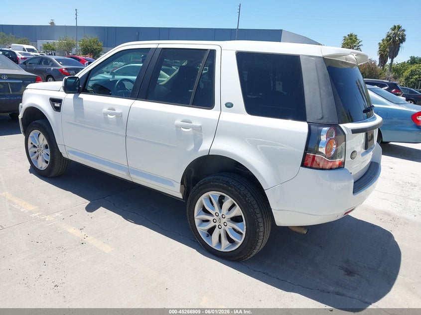 2013 Land rover Lr2 VIN SALFR2BG0DH337189 IAAI salvage auction — REAR END, Clear - Dealer Only (California), sold $450 on 2026-07-27 (photo 3)