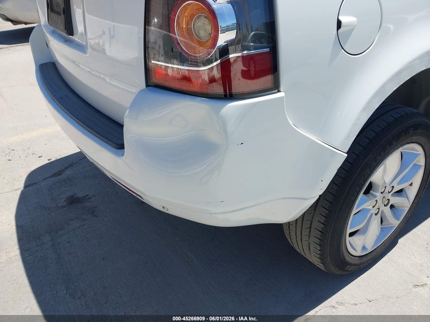 2013 Land rover Lr2 VIN SALFR2BG0DH337189 IAAI salvage auction — REAR END, Clear - Dealer Only (California), sold $450 on 2026-07-27 (photo 6)