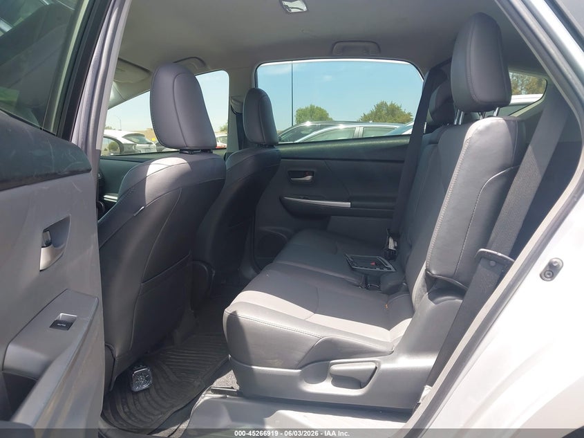 2013 Toyota Prius v VIN JTDZN3EU0D3265589 IAAI salvage auction — RIGHT FRONT, Wait Title, sold $2,250 on 2026-08-16 (photo 8)
