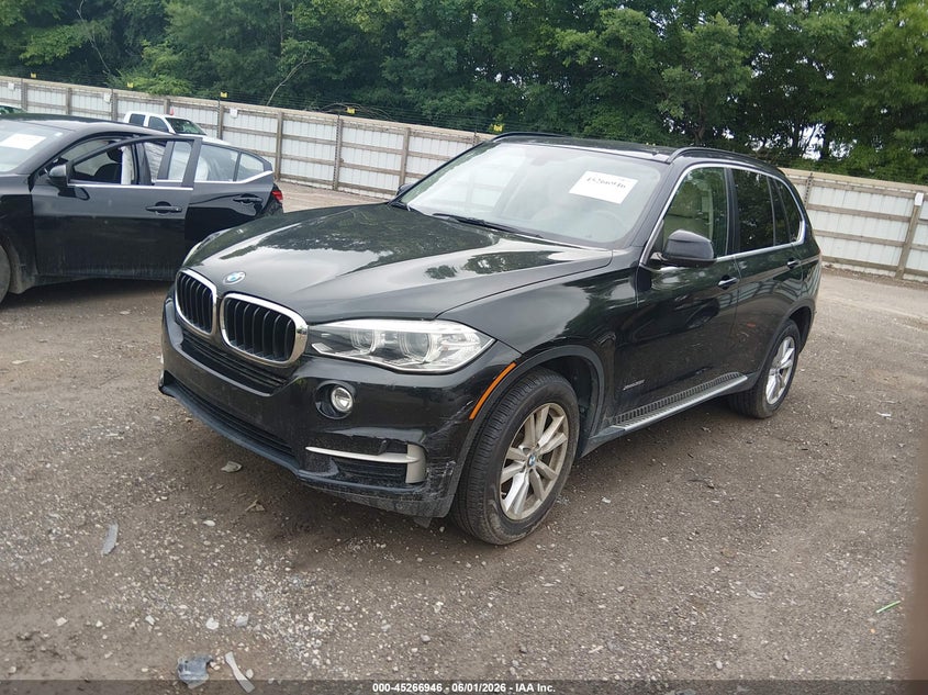 2015 BMW X5 VIN 5UXKR0C57F0K54236 IAAI salvage auction — NORMAL WEAR, Salvage Title, sold $4,200 on 2026-07-15 (photo 2)