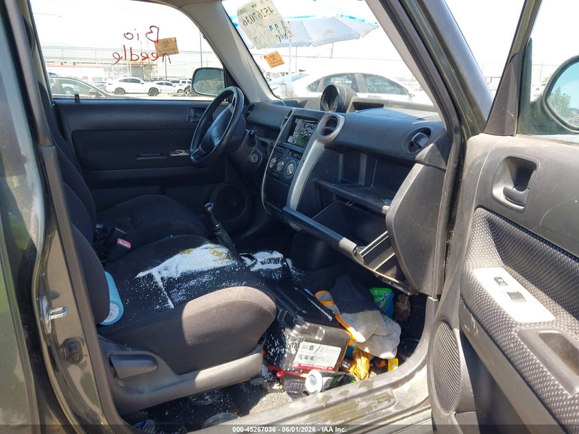 2004 Scion Xb VIN JTLKT334640146896 IAAI salvage auction — BIO HAZARD, Salvage (California), sold $400 on 2026-07-07 (photo 5)