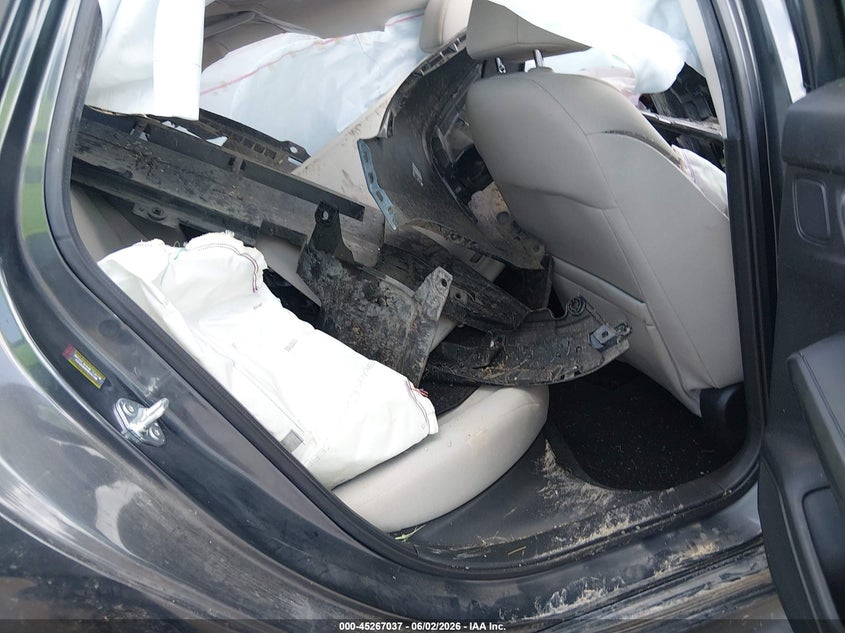 2022 Honda Civic VIN JHMFE1F76NX007182 IAAI salvage auction — BIO HAZARD, Salvage Title, sold $1,025 on 2026-07-14 (photo 8)