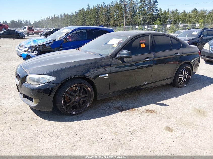 2011 BMW 5 series VIN WBAFU7C5XBC778870 IAAI salvage auction — NORMAL WEAR, Clear (Washington), sold $500 on 2026-07-22 (photo 2)