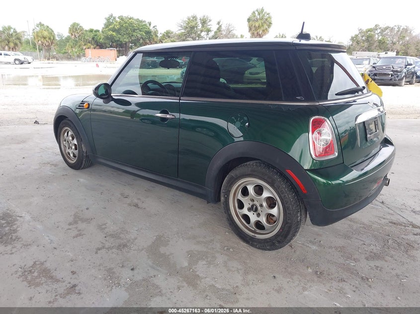 2012 Mini Cooper VIN WMWSU3C58CT368206 IAAI salvage auction — NORMAL WEAR, Clear (Florida), sold $475 on 2026-07-07 (photo 3)