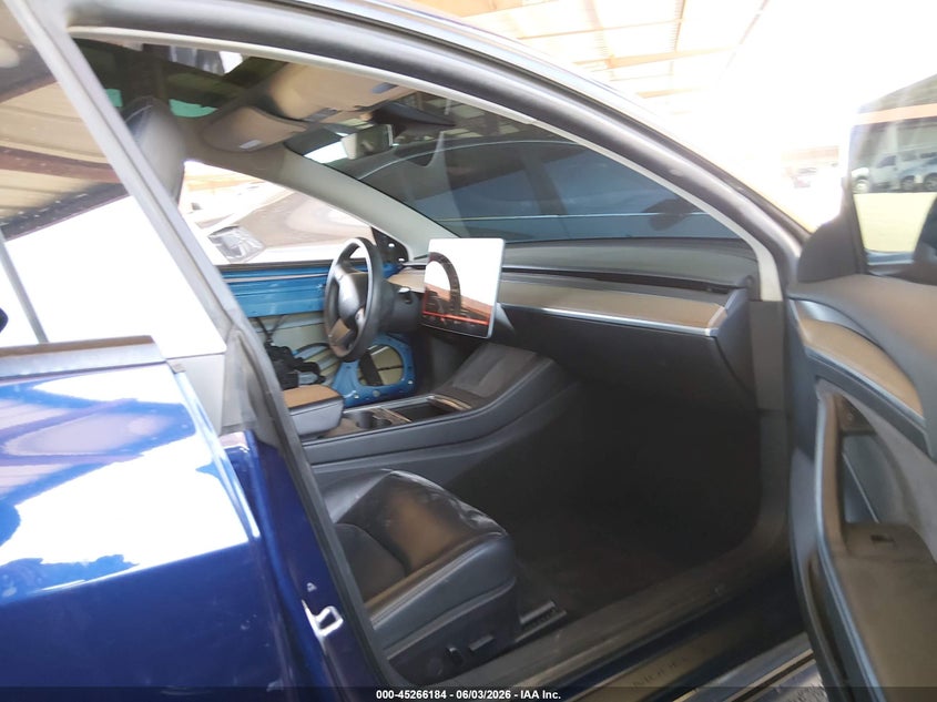 2023 Tesla Model 3 VIN 5YJ3E1EA8PF448990 IAAI salvage auction — LEFT FRONT, Salvage Title, sold $7,550 on 2026-07-09 (photo 5)