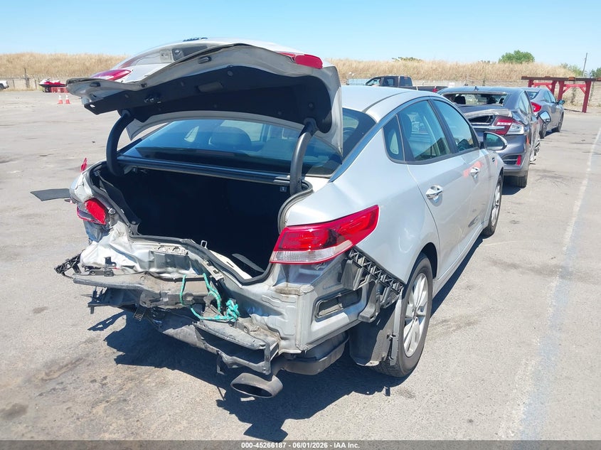 2017 Kia Optima VIN KNAGT4L38H5133071 IAAI salvage auction — REAR END, Salvage Title, sold $1,150 on 2026-07-08 (photo 4)