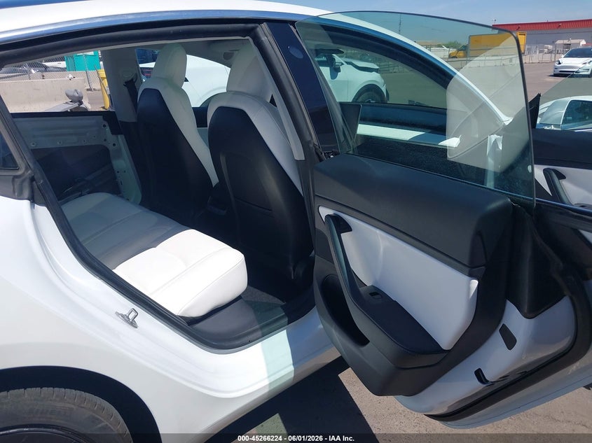 2020 Tesla Model 3 VIN 5YJ3E1EA9LF515669 IAAI salvage auction — REAR END, Salvage Title, sold $5,900 on 2026-07-10 (photo 8)