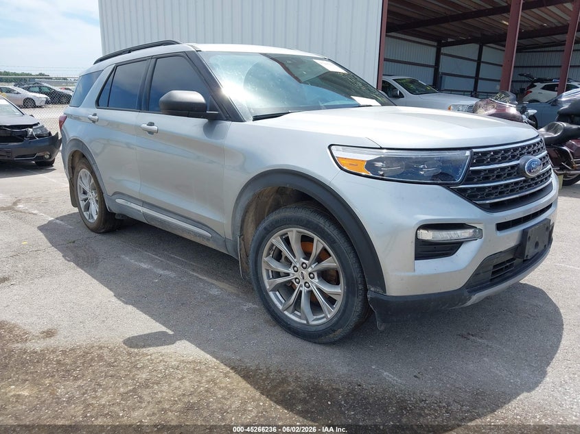 2020 Ford Explorer VIN 1FMSK8DH2LGB52824 — IAAI salvage auction photo