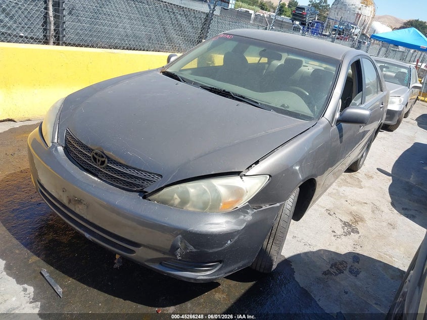 2003 Toyota Camry VIN 4T1BE32K73U661754 IAAI salvage auction — NORMAL WEAR, Clear - Dealer Only (California), sold $475 on 2026-07-09 (photo 2)