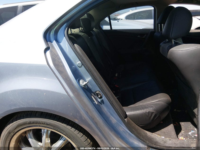 2009 Acura Tsx VIN JH4CU266X9C027208 IAAI salvage auction — NORMAL WEAR, Clear-Dealer Only (Arizona), sold $875 on 2026-07-21 (photo 8)