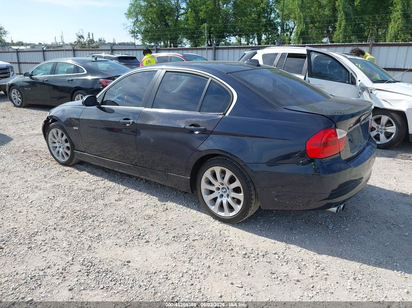 2006 BMW 3 series VIN WBAVB33556KR76178 IAAI salvage auction — FRONT END, Repossessed (Missouri), sold $275 on 2026-07-30 (photo 3)