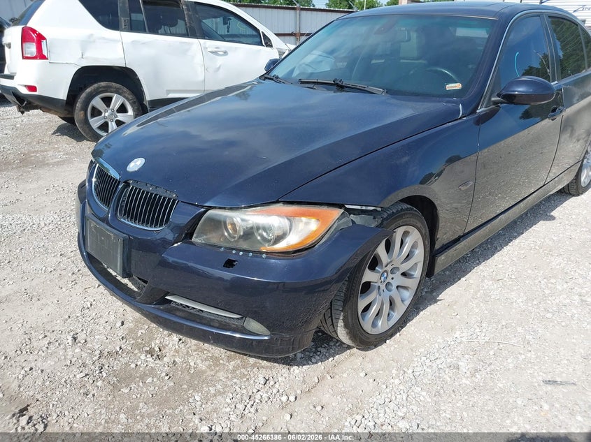2006 BMW 3 series VIN WBAVB33556KR76178 IAAI salvage auction — FRONT END, Repossessed (Missouri), sold $275 on 2026-07-30 (photo 6)