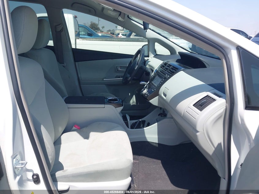 2014 Toyota VIN JTDZN3EU5EJ011860 IAAI salvage auction — RIGHT FRONT, Salvage Title, sold $3,650 on 2026-07-13 (photo 5)