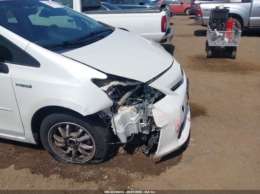 2014 Toyota VIN JTDZN3EU5EJ011860 IAAI salvage auction — RIGHT FRONT, Salvage Title, sold $3,650 on 2026-07-13 (photo 6)
