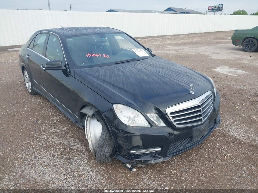 2013 Mercedes-benz E-klasse VIN WDDHF5KB4DA719562 IAAI salvage auction — RIGHT FRONT, Salvage Title, sold $1,600 on 2026-07-15 (photo 1)