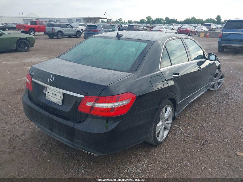 2013 Mercedes-benz E-klasse VIN WDDHF5KB4DA719562 IAAI salvage auction — RIGHT FRONT, Salvage Title, sold $1,600 on 2026-07-15 (photo 4)