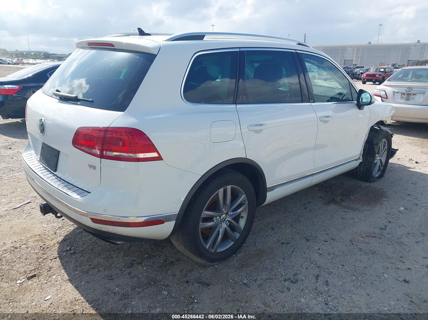 2016 Volkswagen Touareg VIN WVGEF9BP7GD001146 IAAI salvage auction — FRONT END, Salvage Title, sold $650 on 2026-08-13 (photo 4)