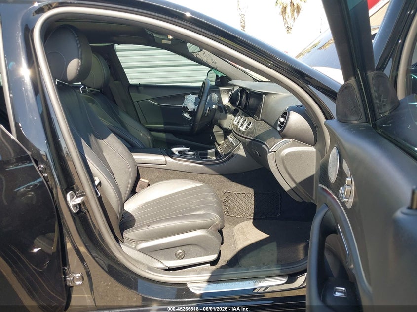2019 Mercedes-benz VIN WDDZF4JB2KA503318 IAAI salvage auction — LEFT FRONT, Salvage Title, sold $8,300 on 2026-07-16 (photo 5)