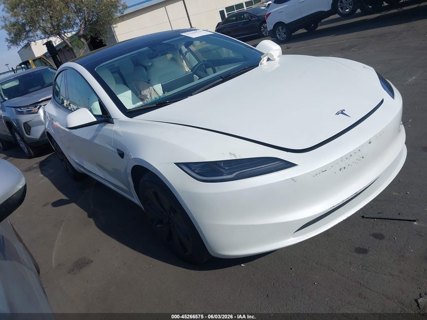 2025 Tesla Model 3 VIN 5YJ3E1EA4SF019709 IAAI salvage auction — LEFT FRONT, Salvage Title, sold $13,925 on 2026-07-31 (photo 1)