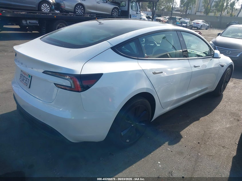 2025 Tesla Model 3 VIN 5YJ3E1EA4SF019709 IAAI salvage auction — LEFT FRONT, Salvage Title, sold $13,925 on 2026-07-31 (photo 4)