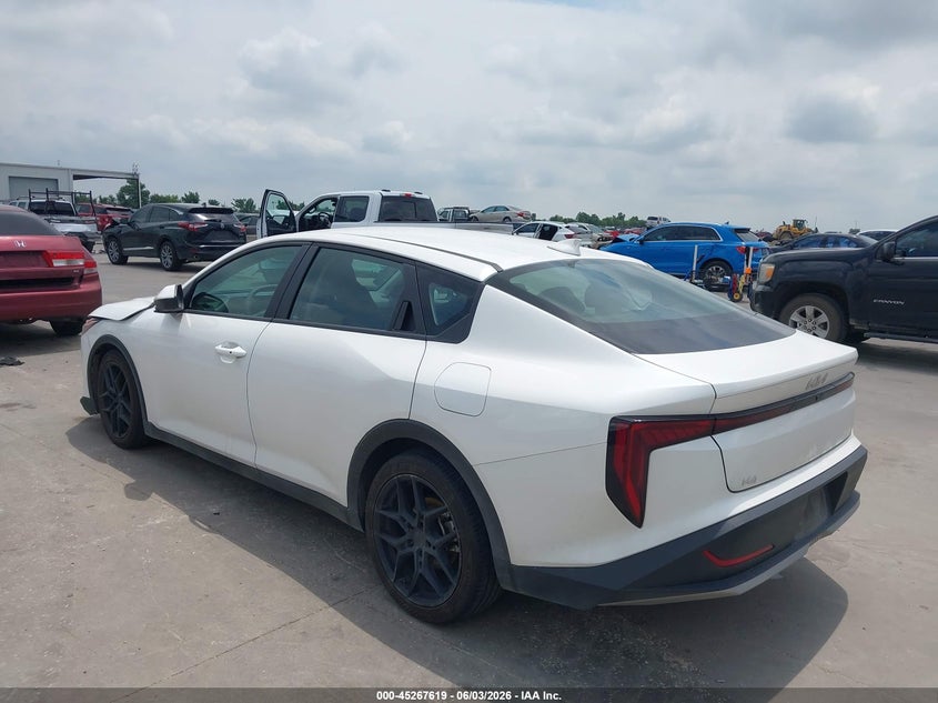 2025 Kia K4 VIN 3KPFT4DE1SE030603 IAAI salvage auction — FRONT END, Salvage Title, sold $7,175 on 2026-08-19 (photo 3)