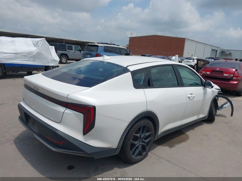 2025 Kia K4 VIN 3KPFT4DE1SE030603 IAAI salvage auction — FRONT END, Salvage Title, sold $7,175 on 2026-08-19 (photo 4)