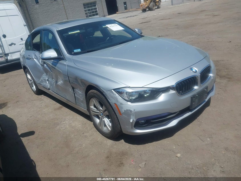 2017 BMW 3er VIN WBA8D9G5XHNU59495 IAAI salvage auction — RIGHT FRONT, Salvage (Massachusetts), sold $2,450 on 2026-07-24 (photo 1)