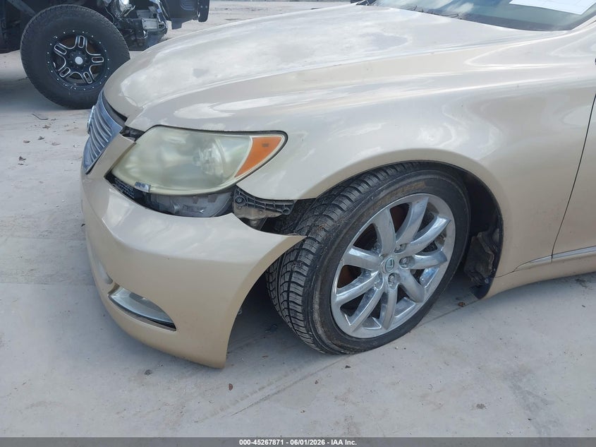2007 Lexus Ls 460 VIN JTHGL46F775019701 IAAI salvage auction — NORMAL WEAR, Original (Texas), sold $725 on 2026-07-28 (photo 6)