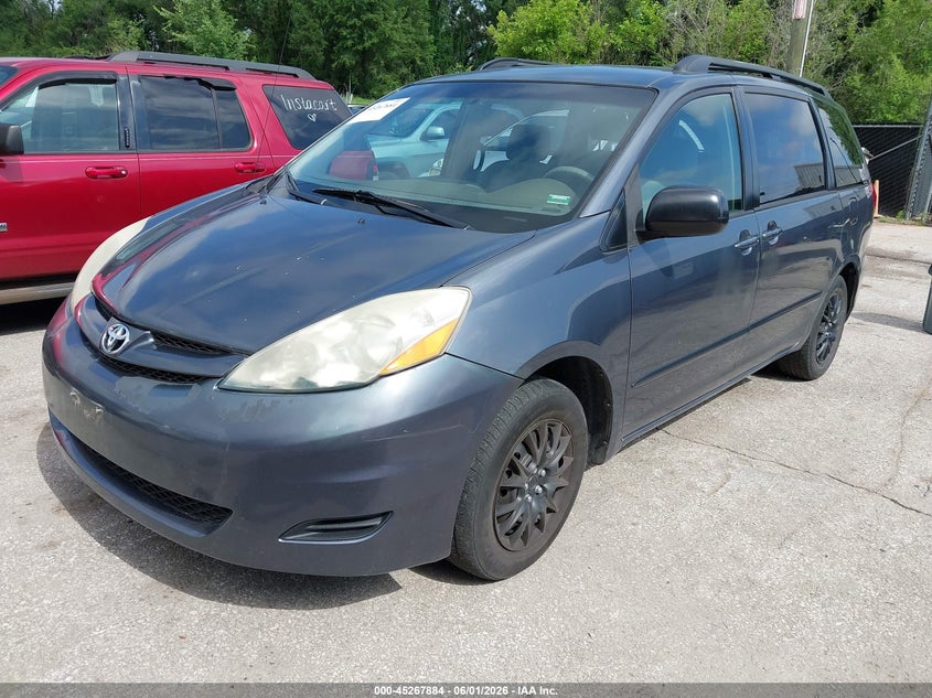 2007 Toyota Sienna VIN 5TDZK23CX7S040984 IAAI salvage auction — FRONT END, Clear (Missouri), sold $600 on 2026-07-08 (photo 2)