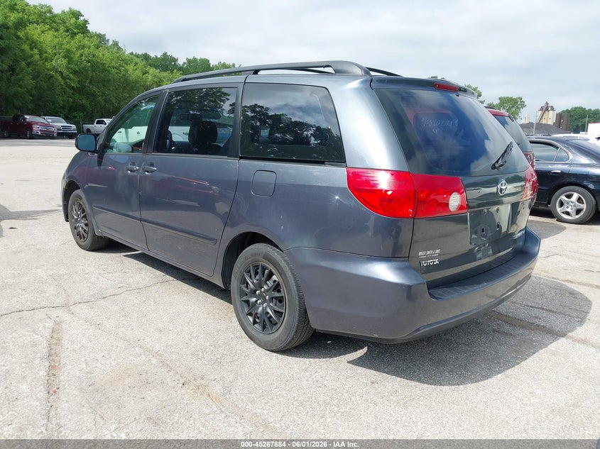 2007 Toyota Sienna VIN 5TDZK23CX7S040984 IAAI salvage auction — FRONT END, Clear (Missouri), sold $600 on 2026-07-08 (photo 3)