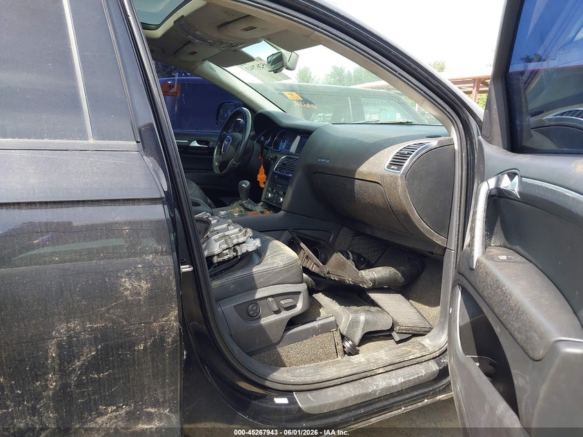 2007 Audi Q7 VIN WA1BV74L37D054624 IAAI salvage auction — NORMAL WEAR, Clear (Washington), sold $425 on 2026-07-22 (photo 5)