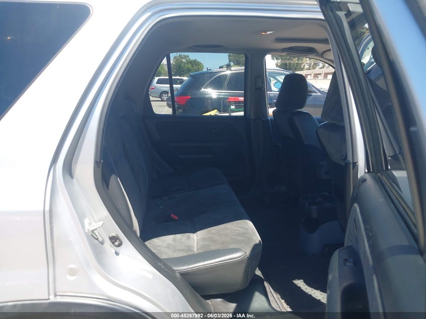 2002 Honda Cr-v VIN JHLRD78832C067484 IAAI salvage auction — NORMAL WEAR, Clear - Dealer Only (California), sold $900 on 2026-07-13 (photo 8)